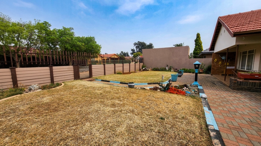 3 Bedroom Property for Sale in Stilfontein Ext 4 North West